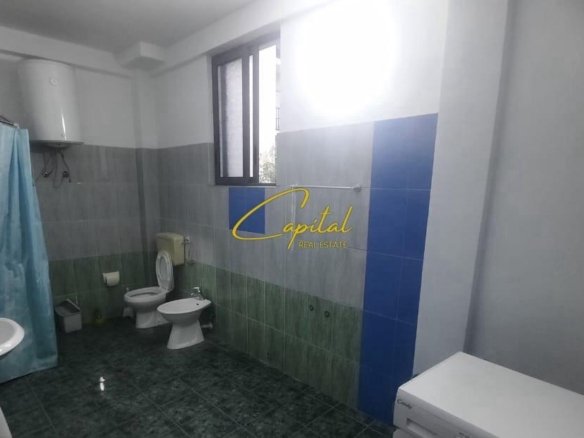 APARTAMENT ME QIRA 3+1 QYTET STUDENTI 45.000 LEKE