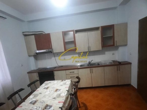 APARTAMENT ME QIRA 3+1 QYTET STUDENTI 45.000 LEKE