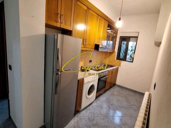 APARTAMENT ME QIRA 2+1 BULEVARDI I RI 45.000 LEKE