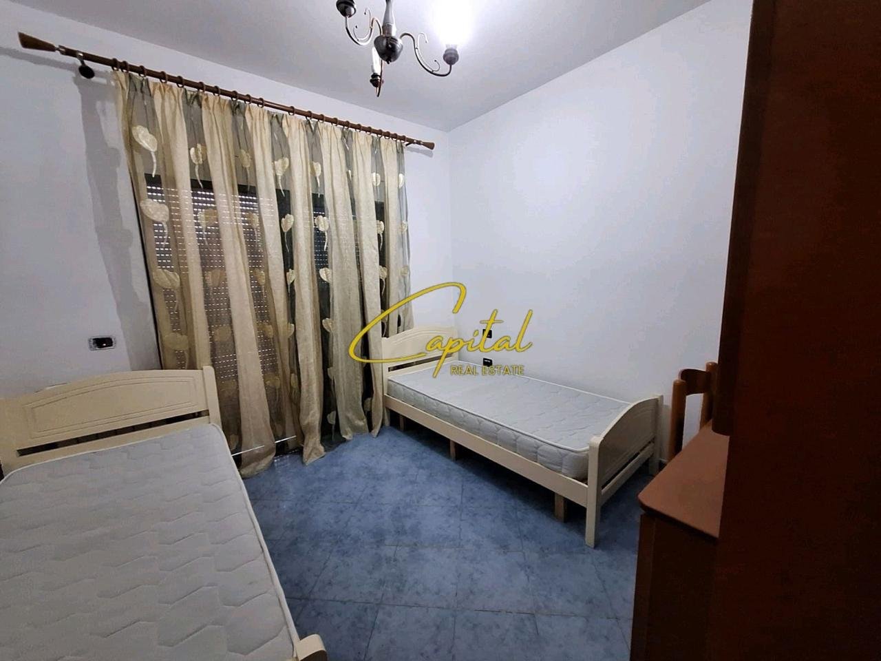 WhatsApp Image 2026-03-10 at 5.41.09 PM APARTAMENT ME QIRA 2+1 BULEVARDI I RI 45.000 LEKE