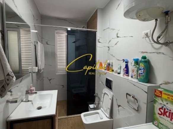 APARTAMENT ME QIRA 2+1 FRESKU 60.000 LEKE