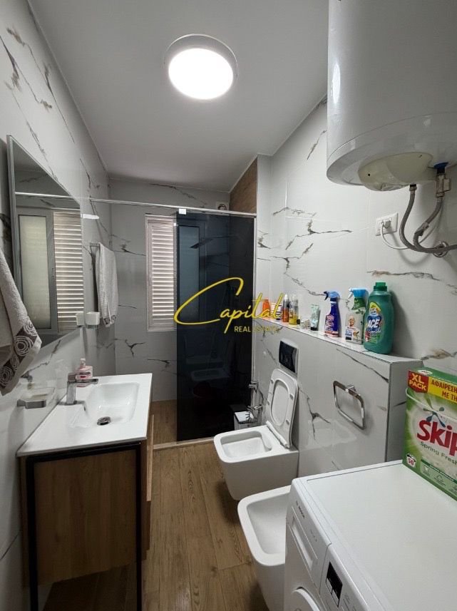 APARTAMENT ME QIRA 2+1 FRESKU 60.000 LEKE