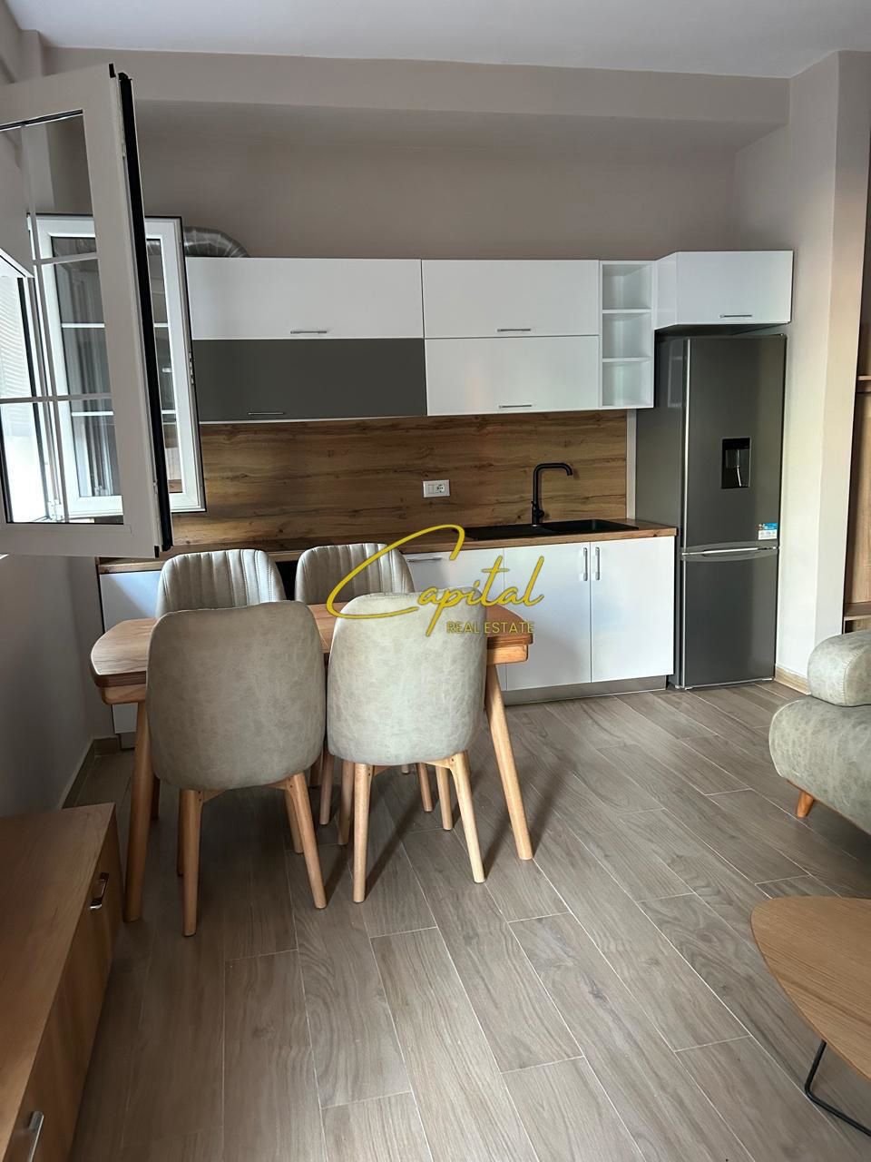 APARTAMENT ME QIRA 1+1 YZBERISHT 35.000 LEKE