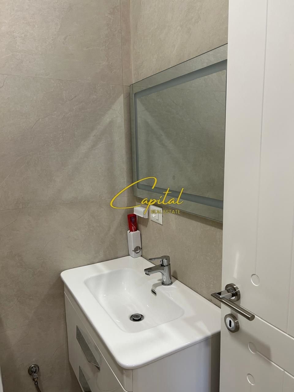 APARTAMENT ME QIRA 1+1 YZBERISHT 35.000 LEKE