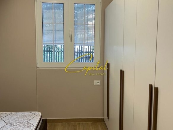 APARTAMENT ME QIRA 1+1 YZBERISHT 35.000 LEKE