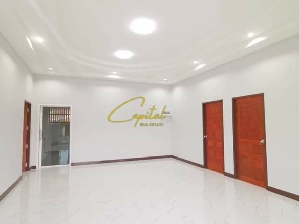 AMBIENT BIZNESI ME QIRA 130 M2 ISH BLLOKU 90.000 LEKE
