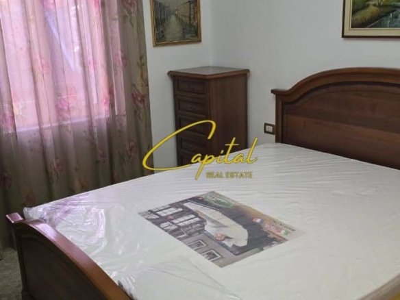 APARTAMENT ME QIRA 2+1 RRUGA E DIBRES 57.000 LEKE