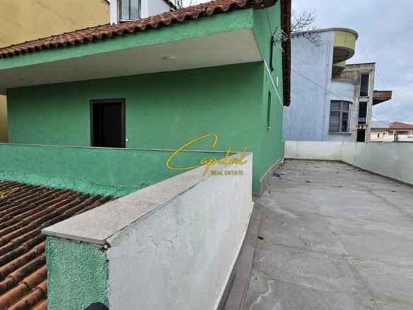 VILE PRIVATE ME QIRA 500 M2 ALLIAS 2.300 EURO