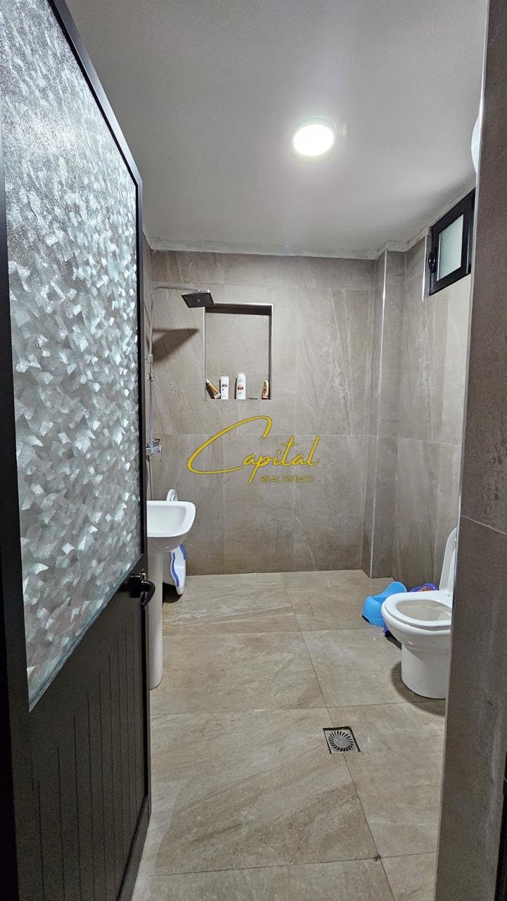 VILE PRIVATE ME QIRA 500 M2 ALLIAS 2.300 EURO