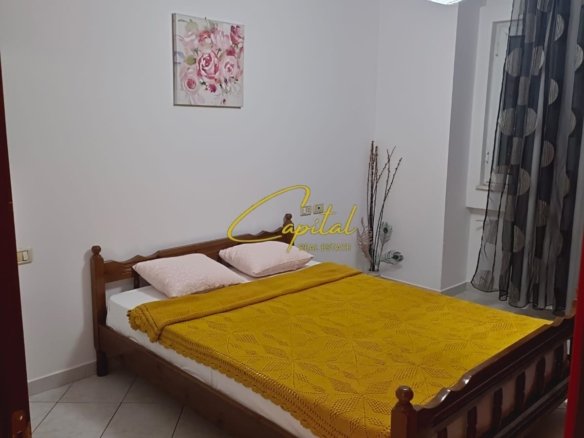 APARTAMENT ME QIRA 1+1 ISH SHESHI SHQIPONJA 45.000 LEKE