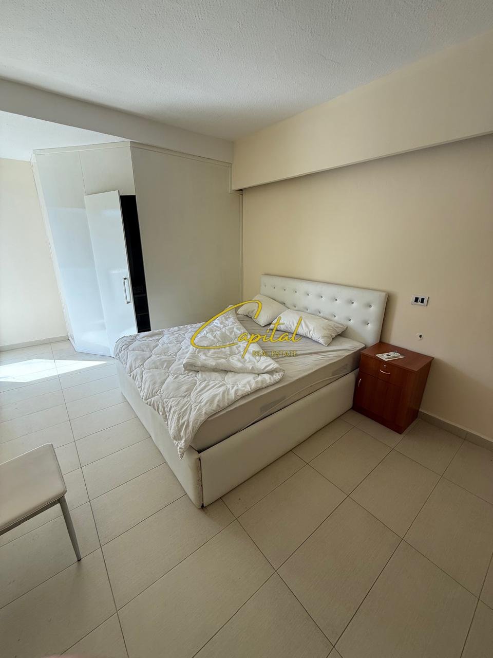 WhatsApp Image 2026-03-16 at 1.26.42 PM (1) APARTAMENT ME QIRA 2+1 BRRYLI 55.000 LEKE