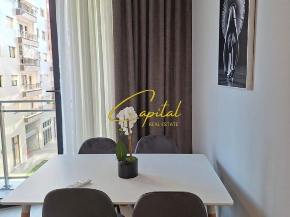 APARTAMENT ME QIRA 1+1 MINE PEZA 90.000 LEKE