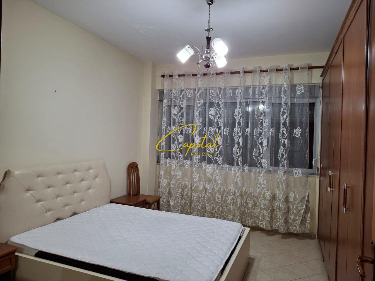 APARTAMENT ME QIRA 1+1 KOMPLEKSI HALILI 45.000 LEKE