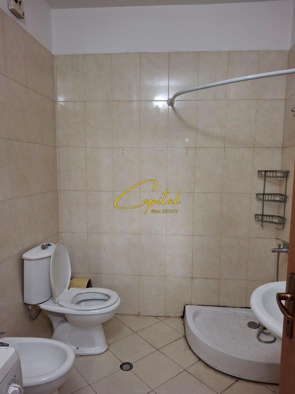APARTAMENT ME QIRA 1+1 KOMPLEKSI HALILI 45.000 LEKE