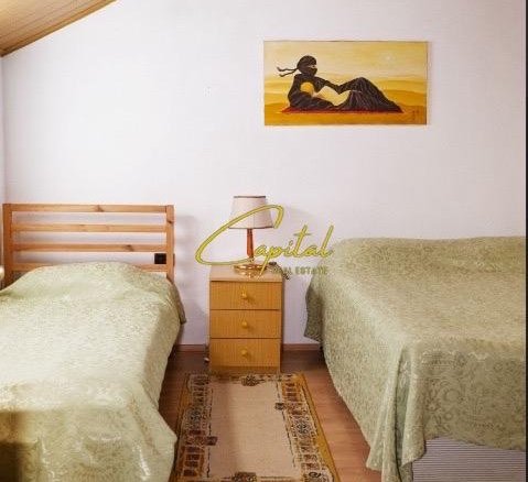 APARTAMENT ME QIRA 2+1 RRUGA E DIBRES 80.000 LEKE