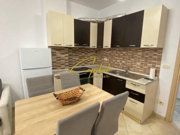 APARTAMENT ME QIRA 2+1 ASTIR 50.000 LEKE