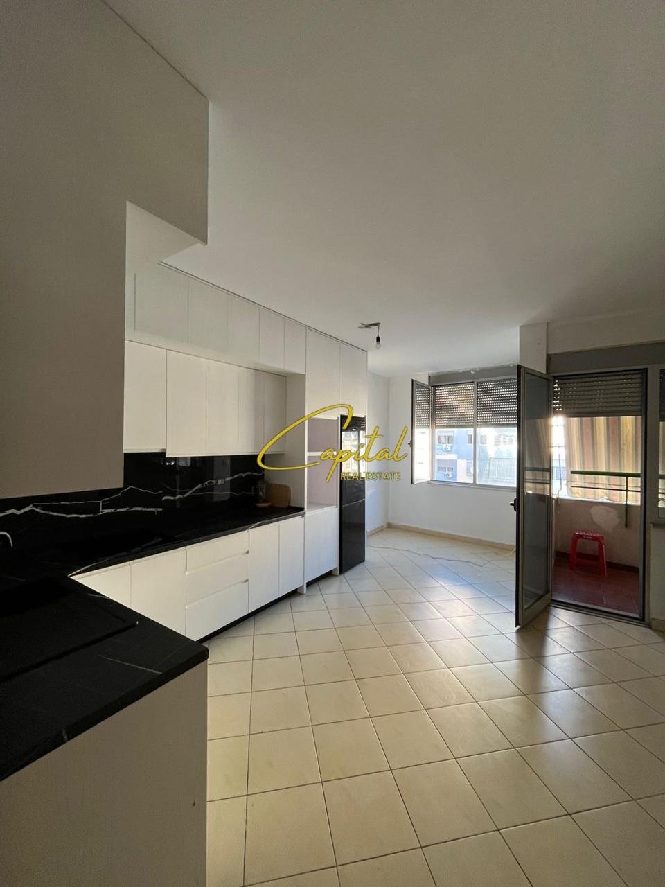 SHITET APARTAMENT 2+1 RRUGA E DIBRES 33.000.000 LEKE