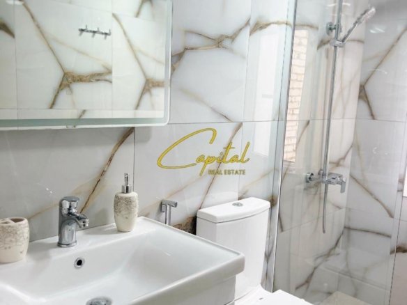 APARTAMENT ME QIRA 1+1 RRUGA E DURRESIT 65.000 LEKE
