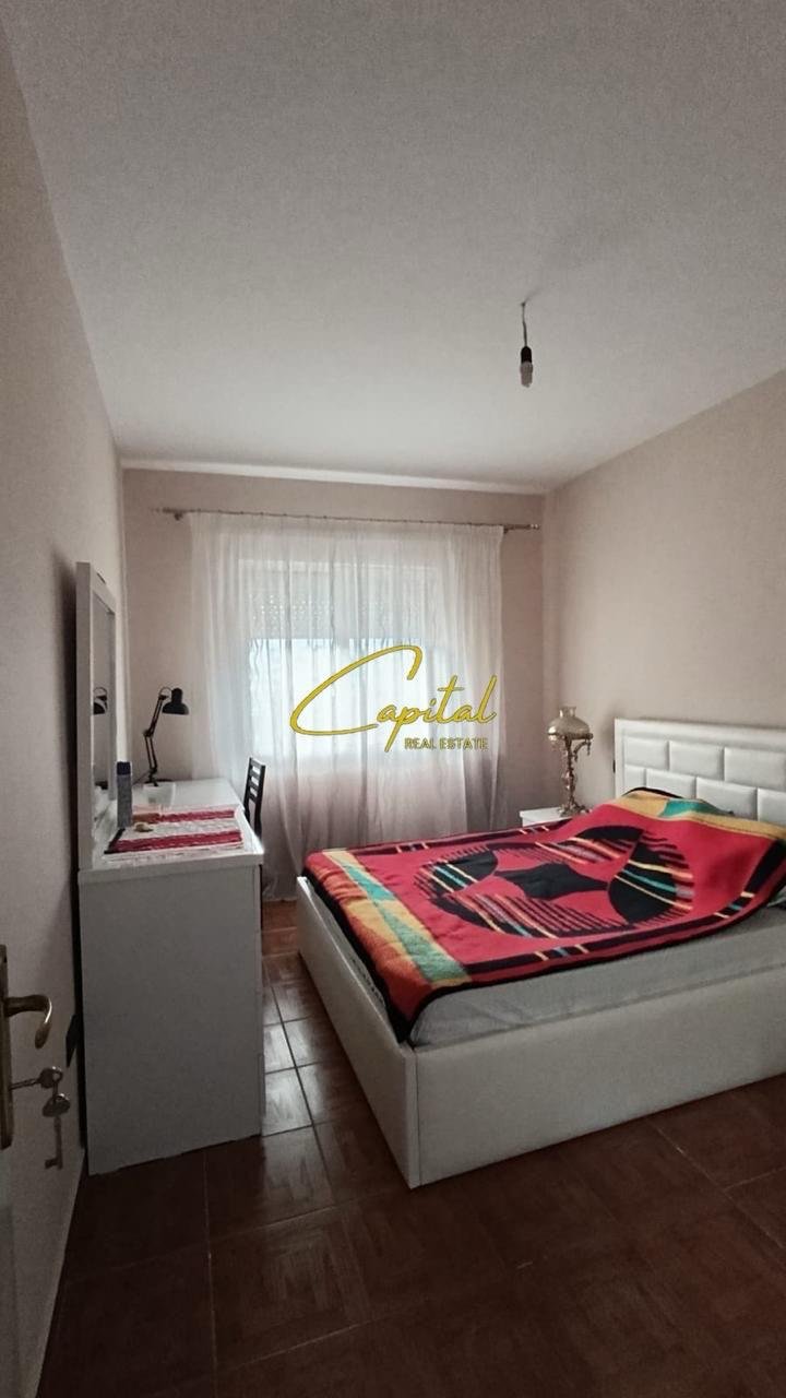 WhatsApp Image 2026-03-18 at 1.36.37 PM APARTAMENT EM QIRA 1+1 ISH TREGU ELEKTRIK 40.000 LEKE