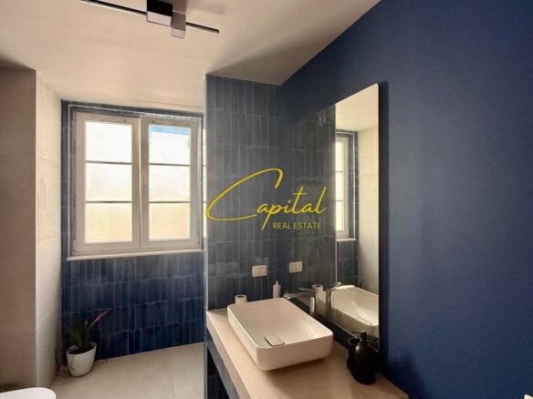 APARTAMENT TRIPLEX ME QIRA 2+1 PALLATI I BRIGADAVE 1.100 EURO