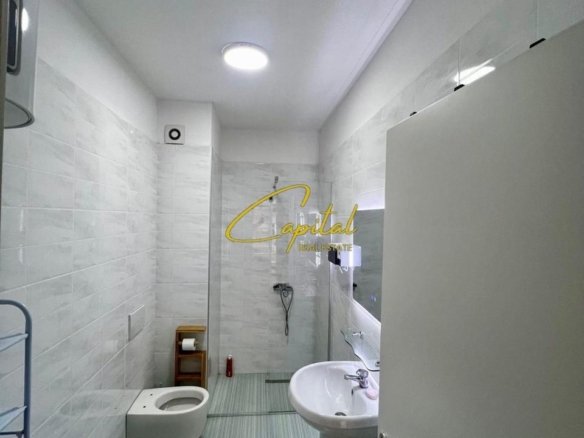 APARTAMENT ME QIRA 2+1 BULEVARDI I RI 65.000 LEKE