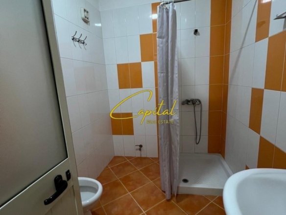 APARTAMENT ME QIRA 1+1 ASTIR 40.000 LEKE