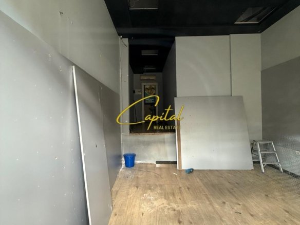 DYQAN ME QIRA 35 M2 BULEVARDI ZOGU I 1.800 EURO