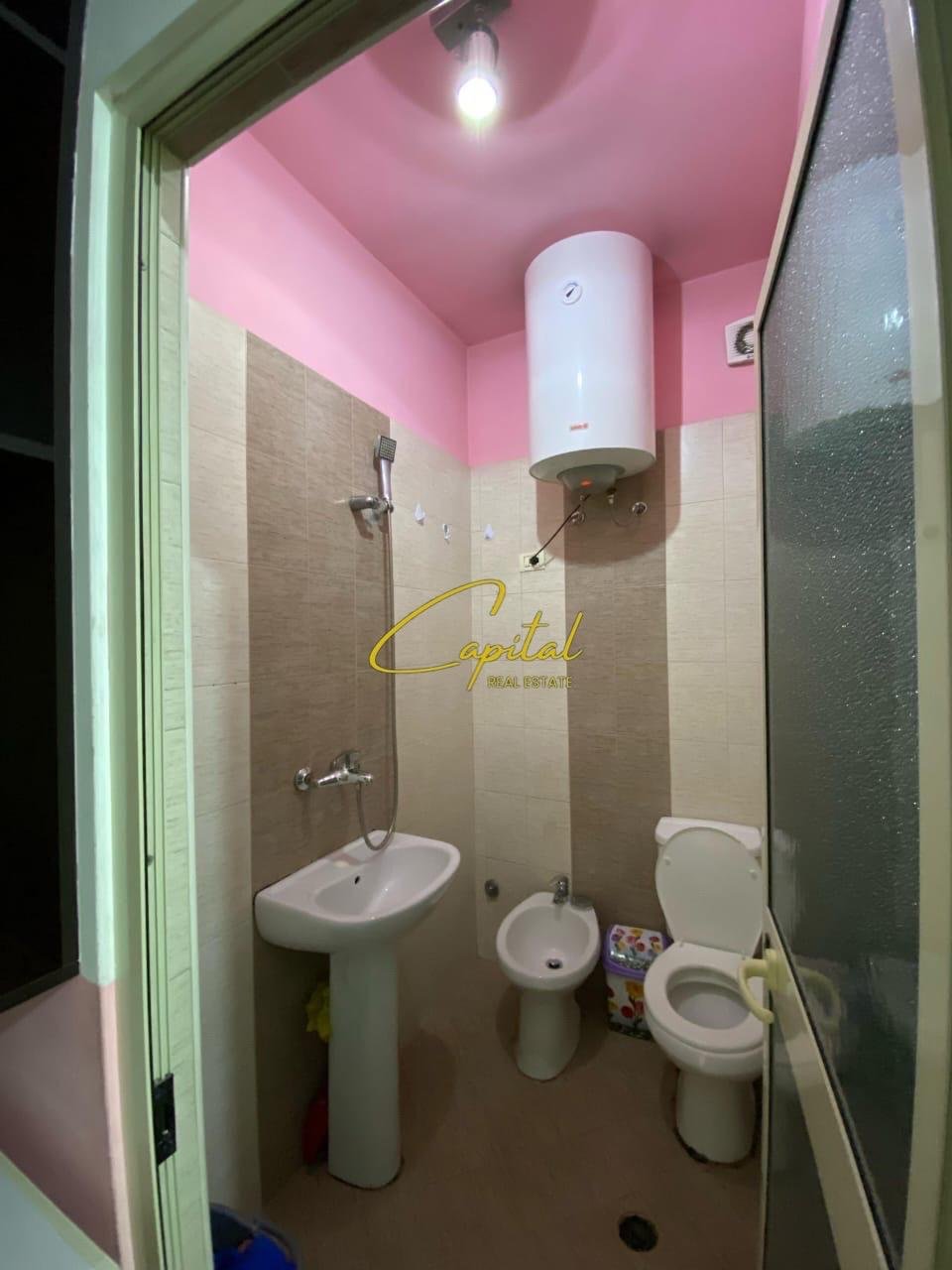 APARTAMENT GARSONIERE ME QIRA 40 M2 RRUGA E DURRESIT 35.000 LEKE