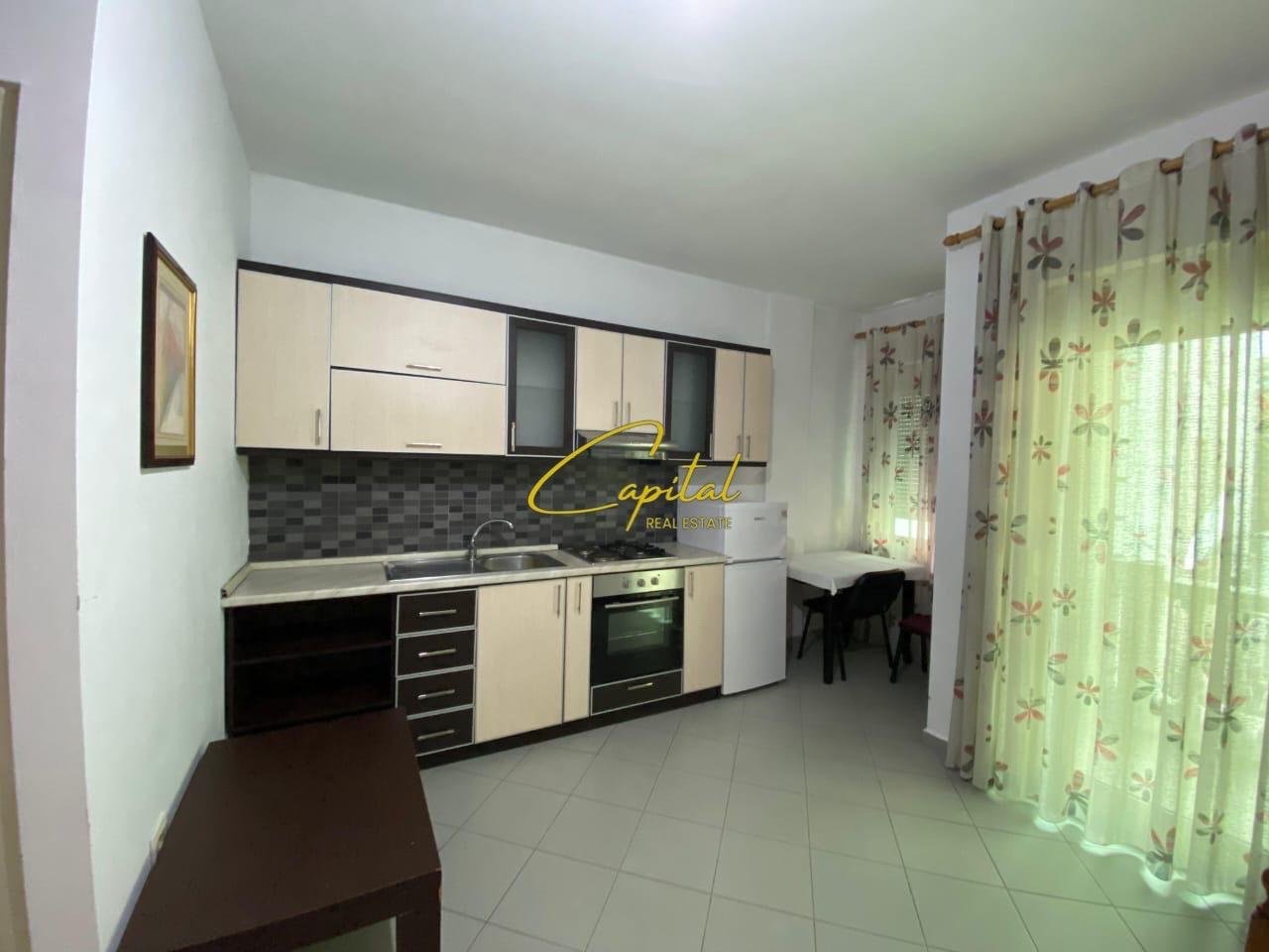 APARTAMENT GARSONIERE ME QIRA 40 M2 RRUGA E DURRESIT 35.000 LEKE