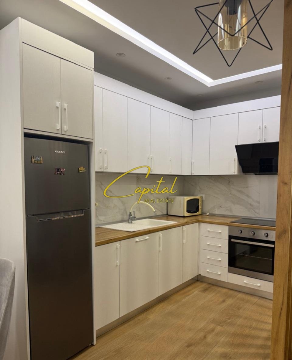 WhatsApp Image 2026-03-26 at 3.25.51 PM APARTAMENT ME QIRA 2+1 ISH PARKU 65.000 LEKE