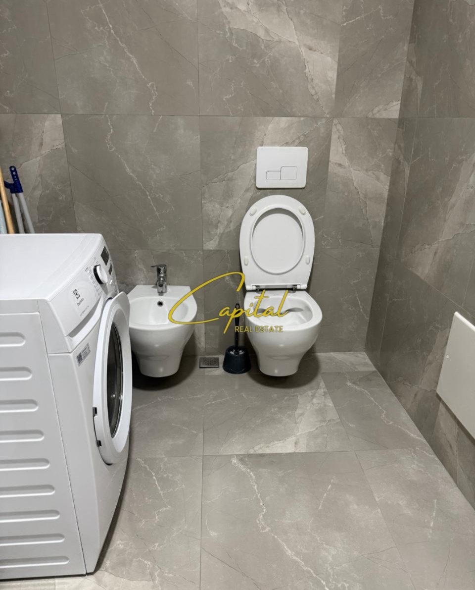WhatsApp Image 2026-03-26 at 3.25.54 PM APARTAMENT ME QIRA 2+1 ISH PARKU 65.000 LEKE