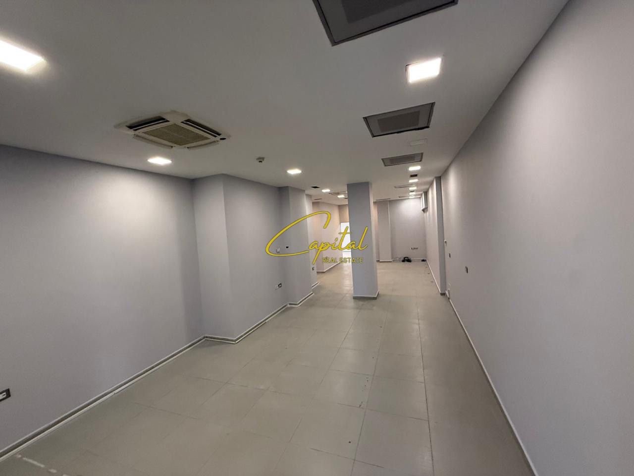 AMBIENT BIZNESI ME QIRA 916 M2 RRUGA E KAVAJES 18.000 EURO