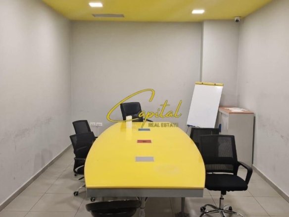 AMBIENT BIZNESI ME QIRA 916 M2 RRUGA E KAVAJES 18.000 EURO