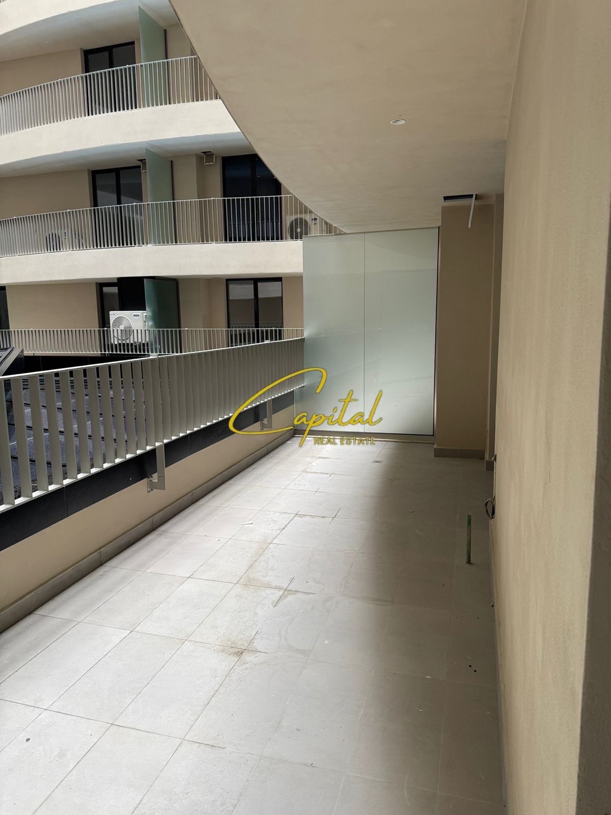 AMBIENT BIZNESI ME QIRA 120 M2 GOLDEN TOWER REZIDENCE 100.000 LEKE