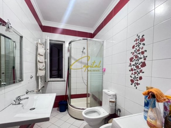 APARTAMENT ME QIRA 1+1 PORCELANI 40.000 LEKE