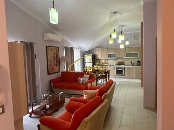 APARTAMENT ME QIRA 3+1 KOMUNA E PARISIT 100.000 LEKE