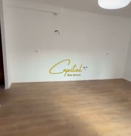 SHITET APARTAMENT 1+1 ISH TREGU ELEKTRIK 115.000 EURO