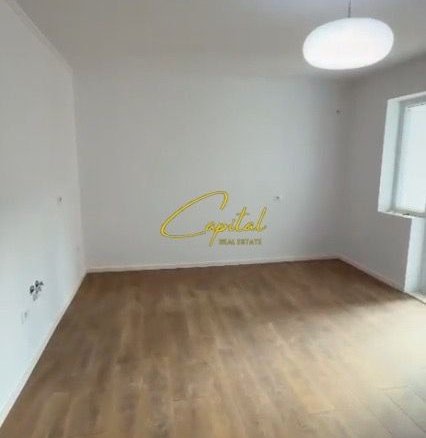 SHITET APARTAMENT 1+1 ISH TREGU ELEKTRIK 115.000 EURO