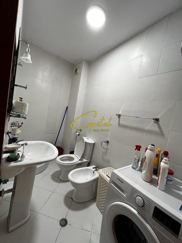 APARTAMENT ME QIRA 2+1 ISH STACIONI TRENIT 700 EURO