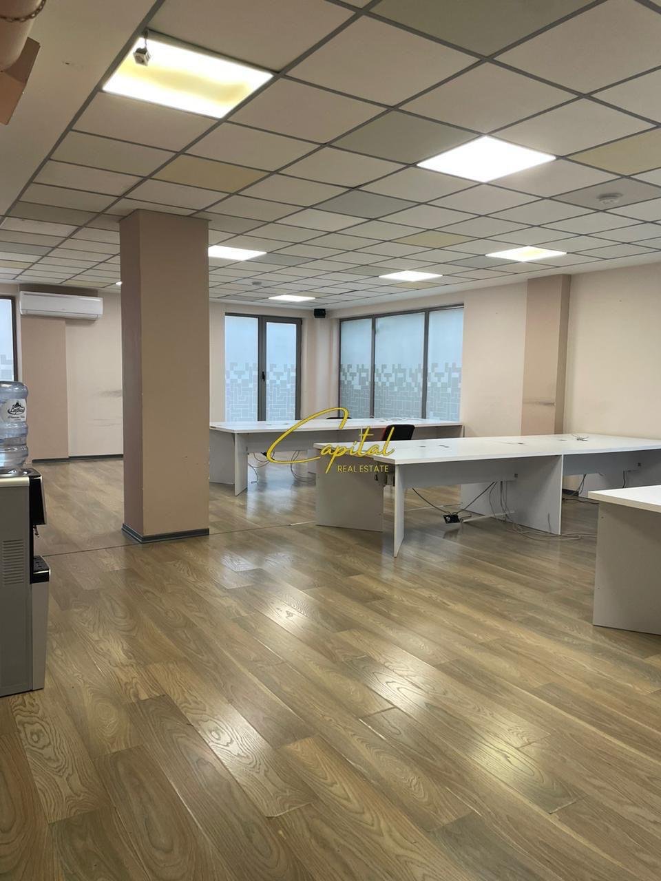 ZYRE ME QIRA 306 M2 RRUGA E DIBRES 3.400 EURO
