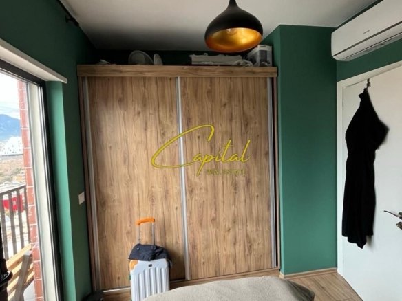 SHITET APARTAMENT 2+1 RRUGA E DIBRES 215.000 EURO