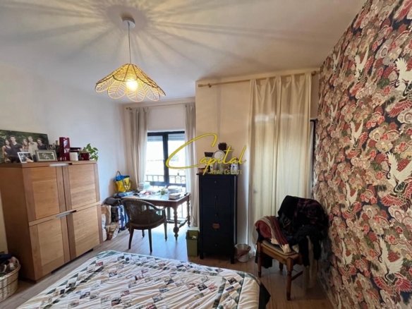 SHITET APARTAMENT 2+1 RRUGA E DIBRES 215.000 EURO