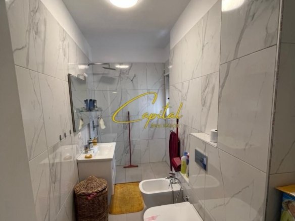 SHITET APARTAMENT 2+1 RRUGA E DIBRES 215.000 EURO