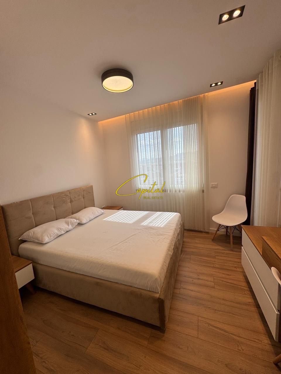 APARTAMENT ME QIRA 1+1 KOMPLEKSI DELIJORGJI 65.000 LEKE