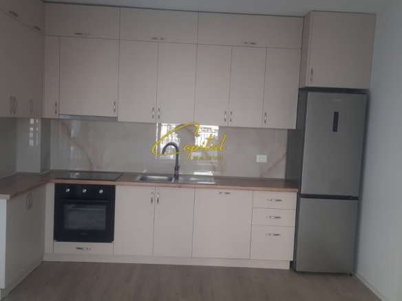 APARTAMENT ME QIRA 2+1+2 XHAMLLIKU 60.000 LEKE