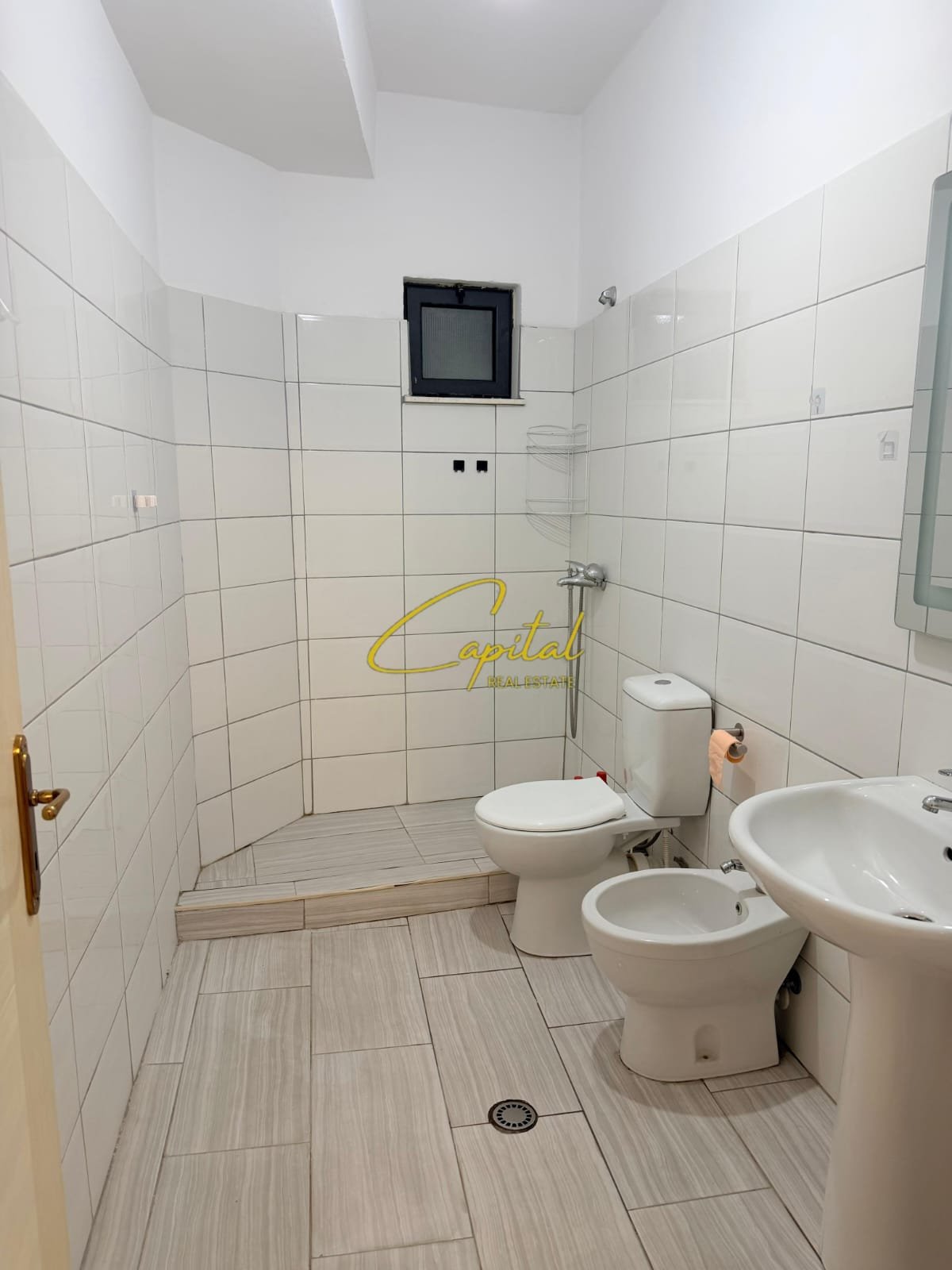 APARTAMENT ME QIRA 2+1 ASTIR 60.000 LEKE