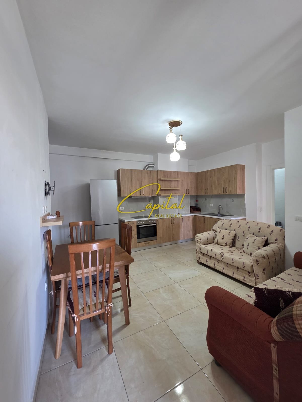 APARTAMENT ME QIRA 2+1 ASTIR 50.000 LEKE