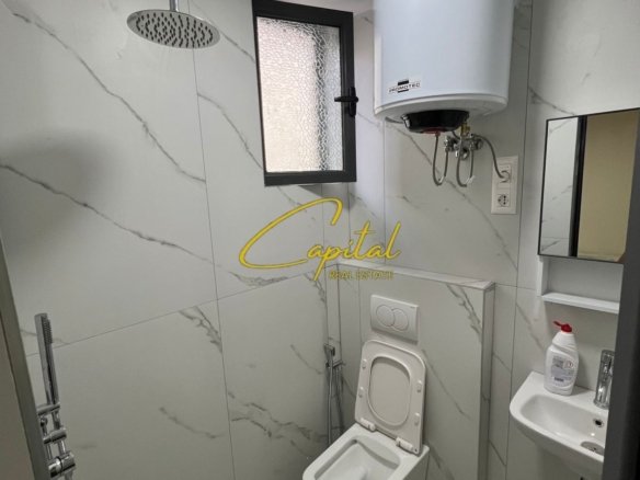 APARTAMENT ME QIRA 1+1 RRUGA E DIBRES 40.000 LEKE