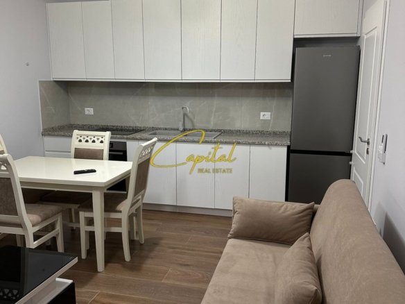 APARTAMENT ME QIRA 1+1 ASTIR 40.000 LEKE