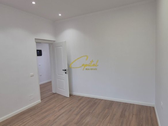 SHITET APARTAMENT 2+1 RRUGA BARDHYL 148.000 EURO